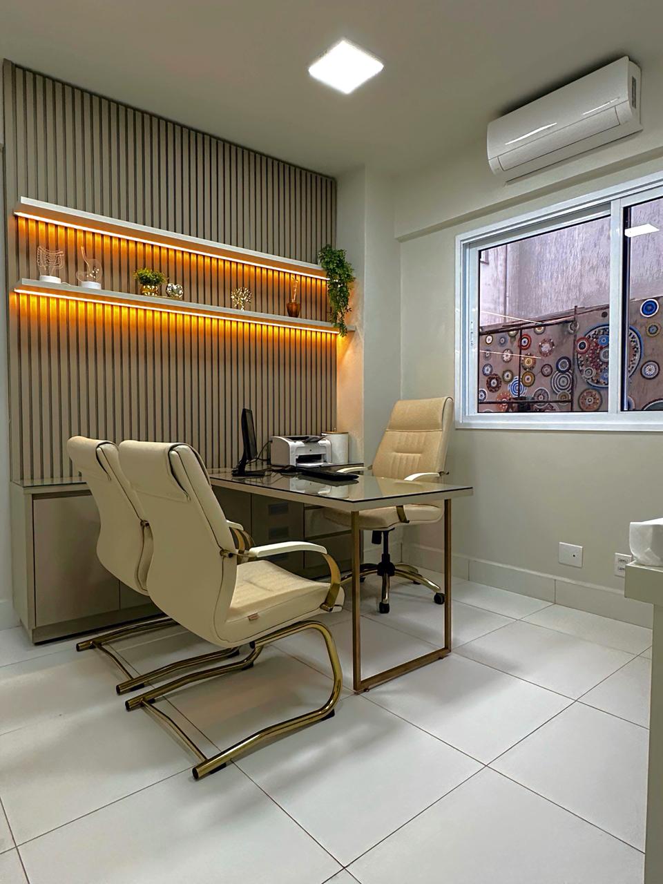 Sala de procedimentos CEA - Equipamentos modernos