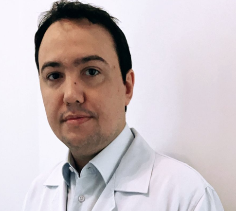 Dr. Diogo Ribeiro Borges Santos - Cirurgião Oncológico e Endoscopista Digestivo CEA Araguari